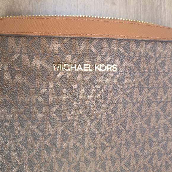 Michael Kors handbag Mod. Jet Set ITEM brown color. - Picture 5 of 5